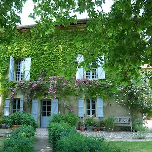 chambres-dhotes-les-pesques.midi-pyreneeshotels.com/